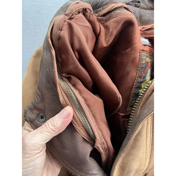 Vintage Adventure Bound Jacket Mens XL Leather Thinsulate Lined Wilsons 90s